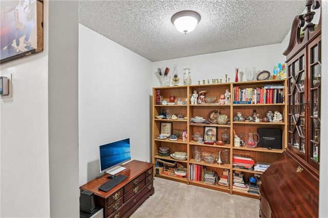 22774 George Road, Tonganoxie, KS 66086