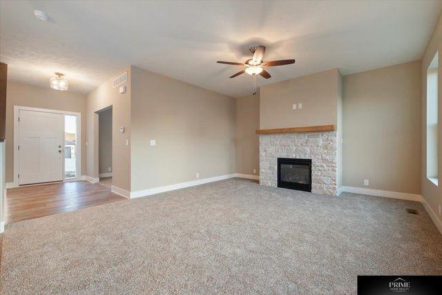 3146 Greta Drive, Roca, NE 68340