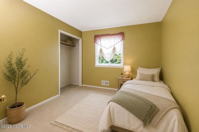 84 N Hope Chapel Road, Jackson, NJ 08527