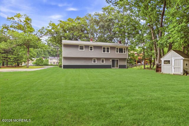 84 N Hope Chapel Road, Jackson, NJ 08527