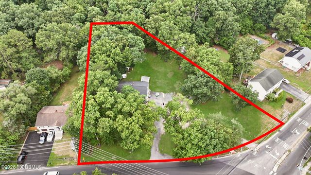 84 N Hope Chapel Road, Jackson, NJ 08527