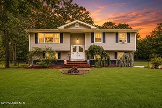 84 N Hope Chapel Road, Jackson, NJ 08527