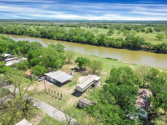 7093 Horseshoe Bend Trail, Weatherford, TX 76087