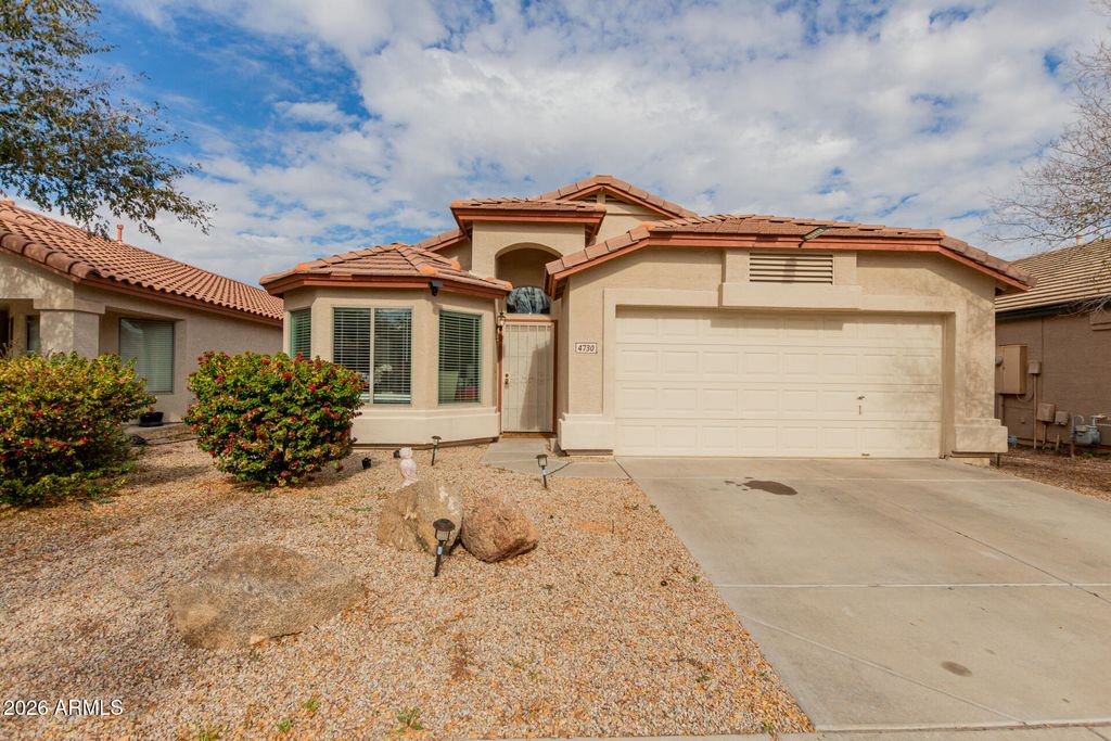 4730 W GARY Way, Laveen, AZ 85339