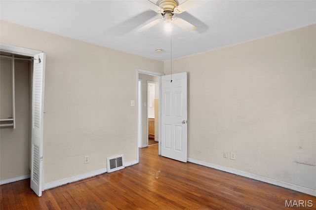 860 Saint Brendan Lane, Florissant, MO 63031