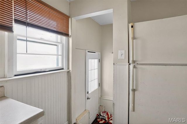 860 Saint Brendan Lane, Florissant, MO 63031