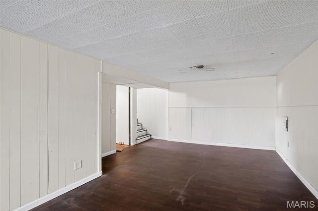 860 Saint Brendan Lane, Florissant, MO 63031