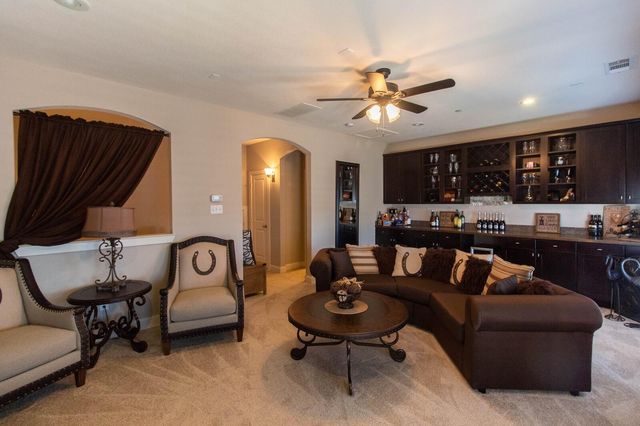 1605 Brook Glen Drive, Euless, TX 76039