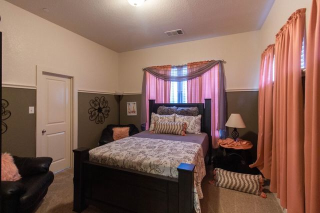 1605 Brook Glen Drive, Euless, TX 76039