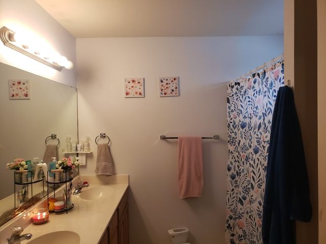 2016 Westwood Dr, Portland, TX 78374