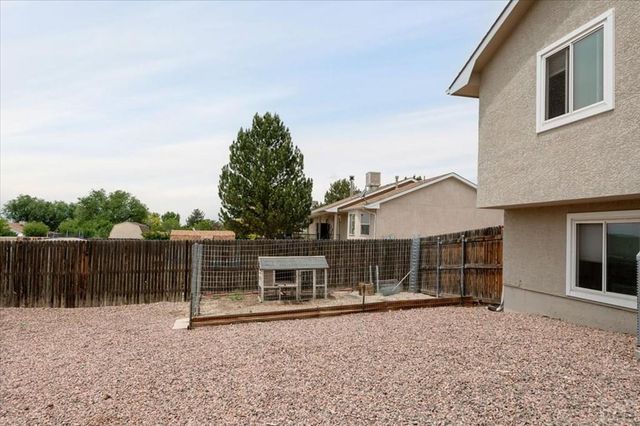 232 W Fairknoll Dr, Pueblo West, CO 81007