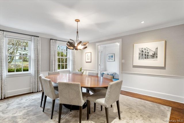 7 Meadow Place, Larchmont, NY 10538