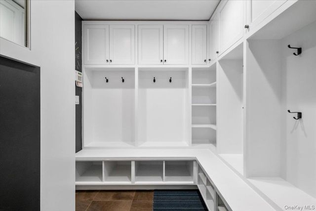 7 Meadow Place, Larchmont, NY 10538