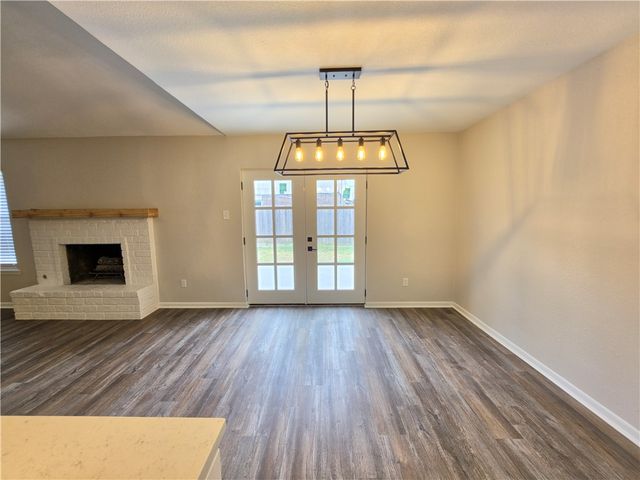 4961 Shadowbend Dr, Corpus Christi, TX 78413