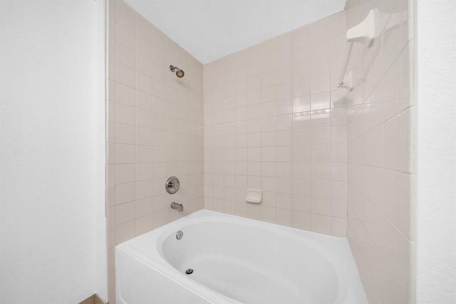3020 Alcazar Place 202, Palm Beach Gardens, FL 33410