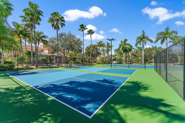 3020 Alcazar Place 202, Palm Beach Gardens, FL 33410