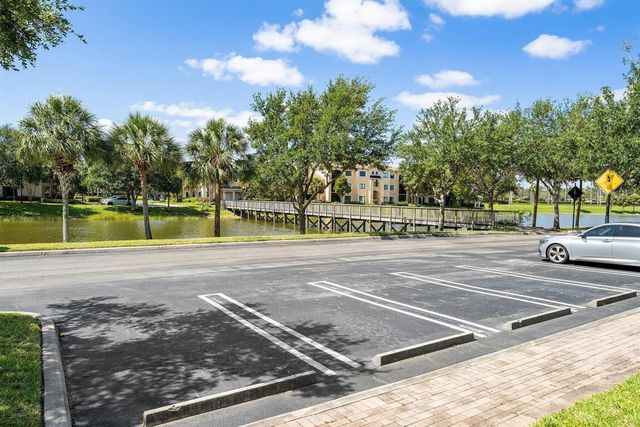 3020 Alcazar Place 202, Palm Beach Gardens, FL 33410