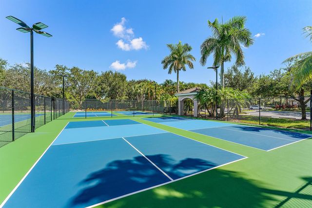 3020 Alcazar Place 202, Palm Beach Gardens, FL 33410