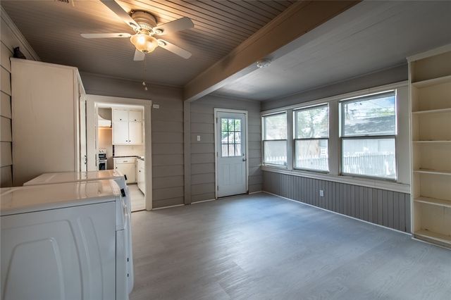 3038 Austin St, Corpus Christi, TX 78404