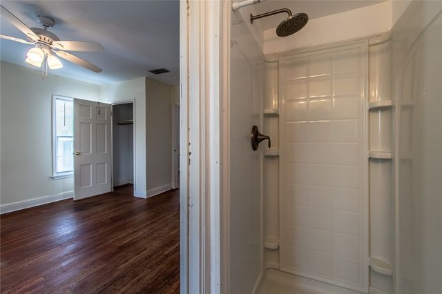 3038 Austin St, Corpus Christi, TX 78404