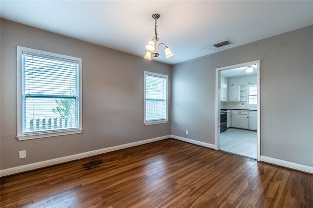 3038 Austin St, Corpus Christi, TX 78404