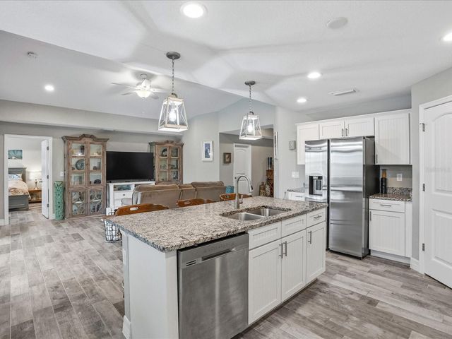 127 GLADES DRIVE, Rotonda West, FL 33947