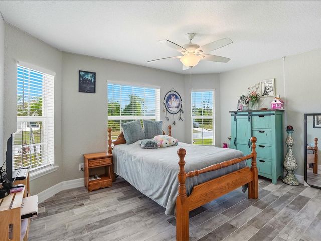 127 GLADES DRIVE, Rotonda West, FL 33947