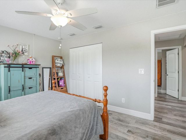 127 GLADES DRIVE, Rotonda West, FL 33947