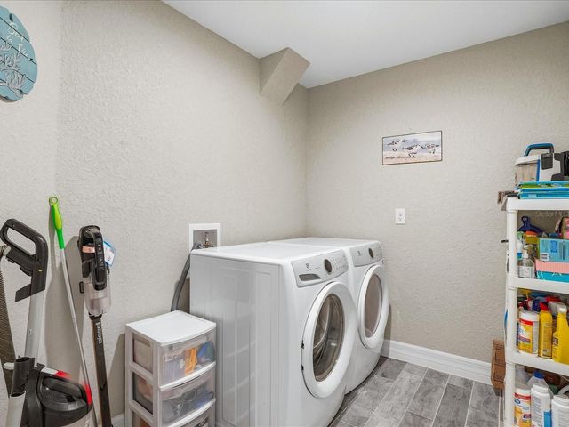 127 GLADES DRIVE, Rotonda West, FL 33947