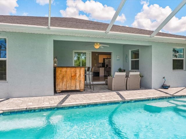 127 GLADES DRIVE, Rotonda West, FL 33947