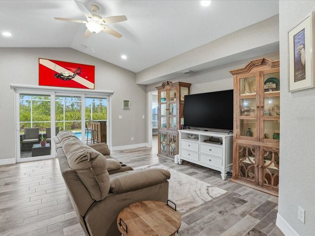 127 GLADES DRIVE, Rotonda West, FL 33947