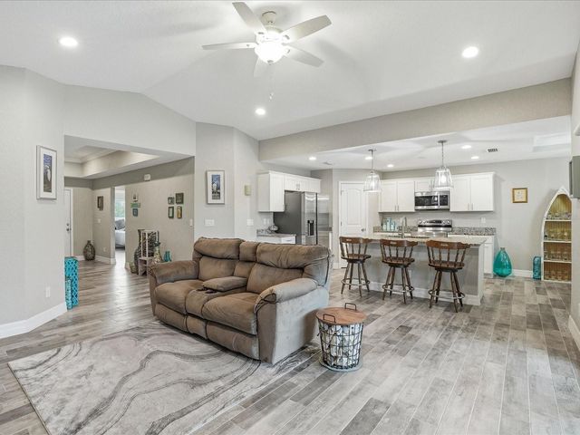 127 GLADES DRIVE, Rotonda West, FL 33947