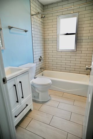 300 Opatrny Drive 130, Fox River Grove, IL 60021