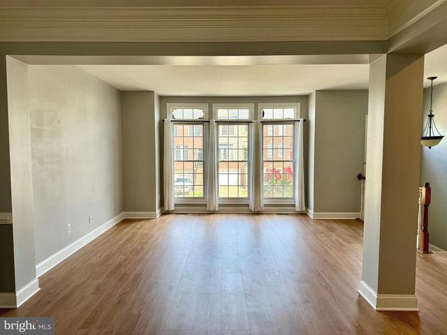 6866 WITTON CIR, Gainesville, VA 20155