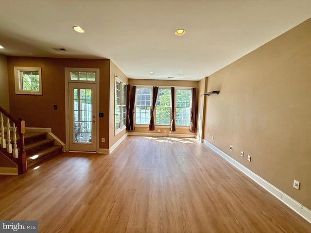 6866 WITTON CIR, Gainesville, VA 20155