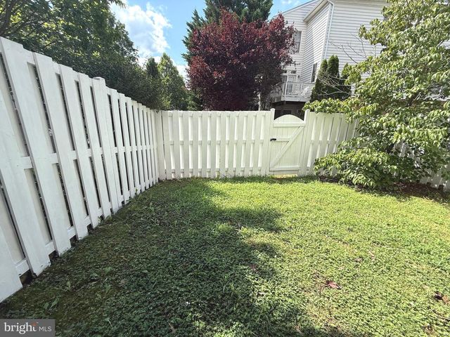 6866 WITTON CIR, Gainesville, VA 20155