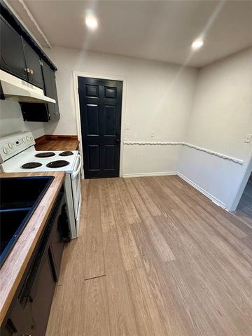 1330 NW 100th Street, Oklahoma City, OK 73114