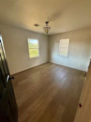 1330 NW 100th Street, Oklahoma City, OK 73114