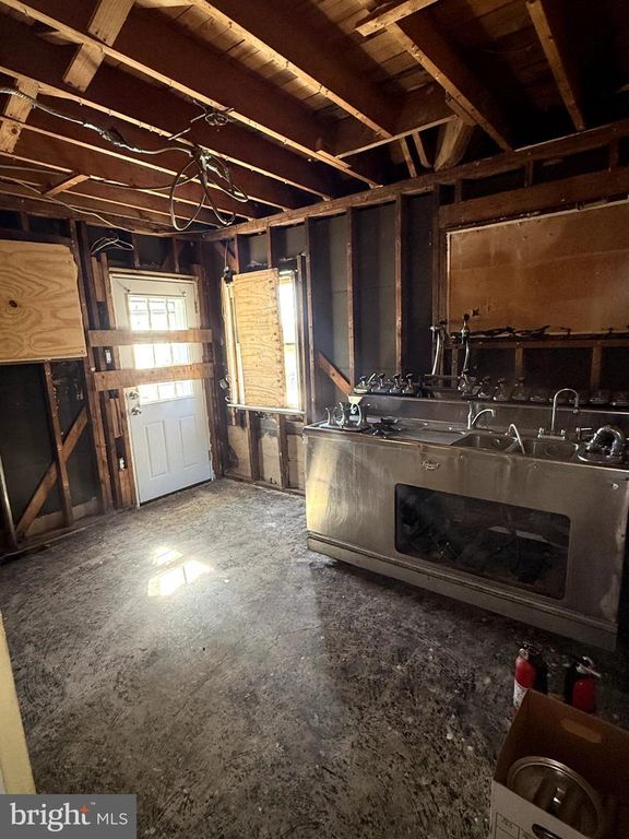 733 ALBURGER AVE, PHILADELPHIA, PA 19115 — photo 4