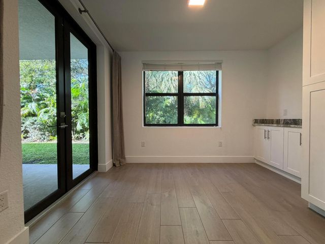 329 Bella Sol Way, West Palm Beach, FL 33406