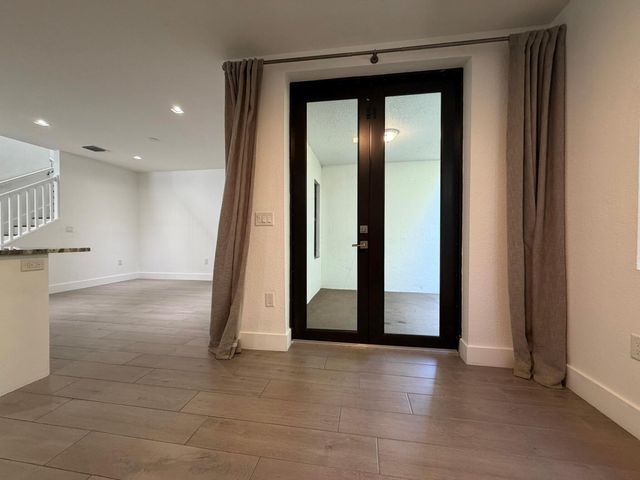 329 Bella Sol Way, West Palm Beach, FL 33406