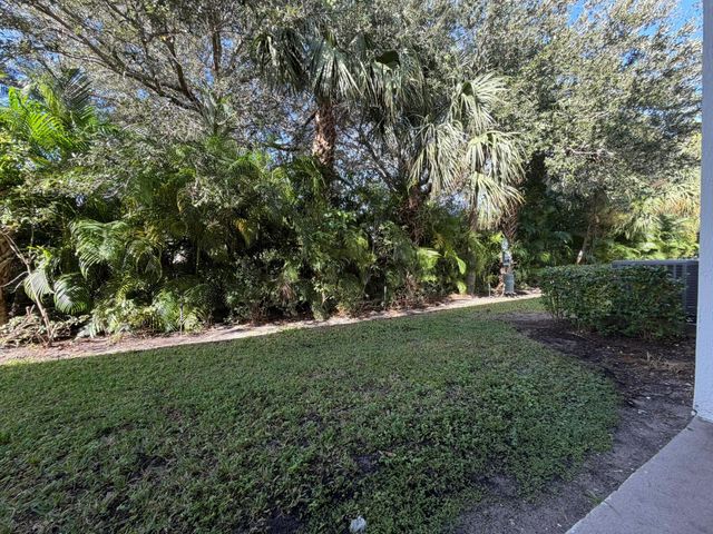 329 Bella Sol Way, West Palm Beach, FL 33406