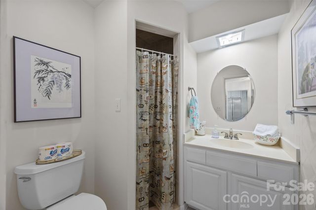 102 Crowfields Drive, Asheville, NC 28803