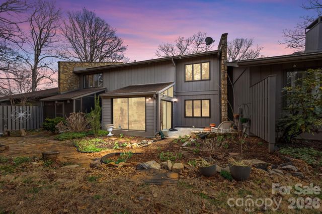 102 Crowfields Drive, Asheville, NC 28803
