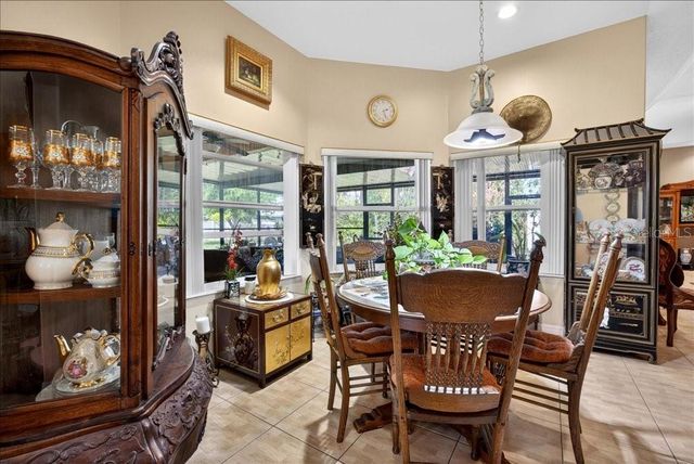 52 UPSHIRE PATH, Palm Coast, FL 32164