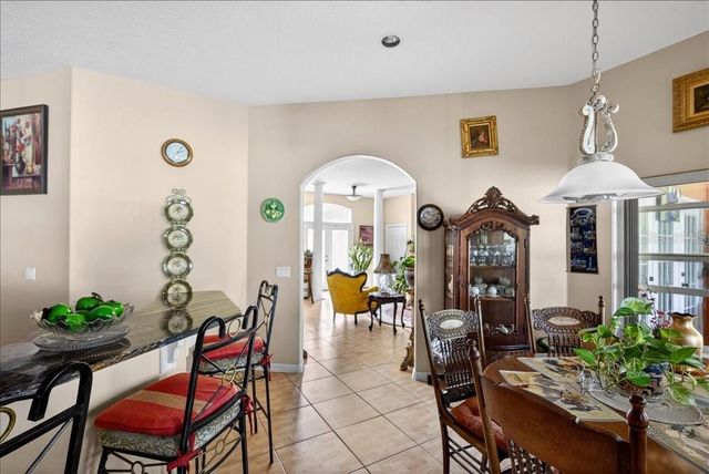 52 UPSHIRE PATH, Palm Coast, FL 32164