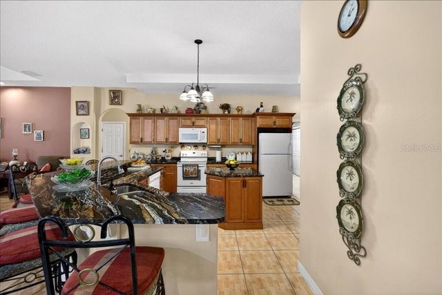 52 UPSHIRE PATH, Palm Coast, FL 32164