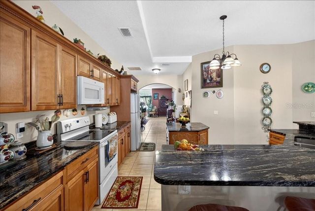 52 UPSHIRE PATH, Palm Coast, FL 32164