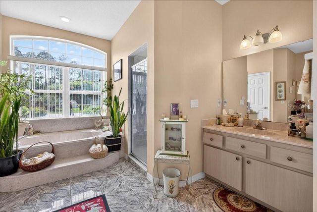 52 UPSHIRE PATH, Palm Coast, FL 32164