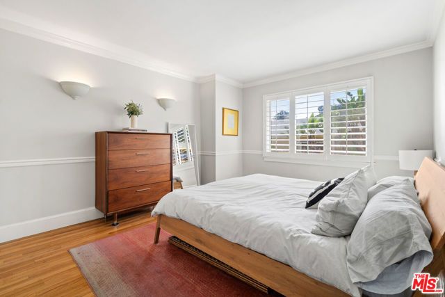 1615 N Laurel Avenue 202, Los Angeles, CA 90046